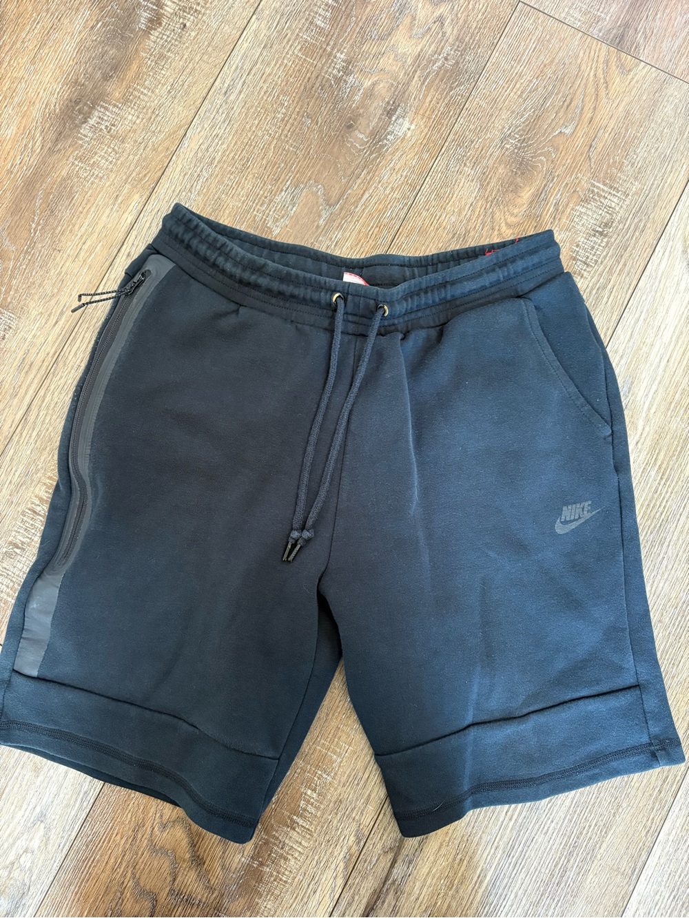 Nike tech Black Athletic Drawstring Shorts with Side zip large mens
